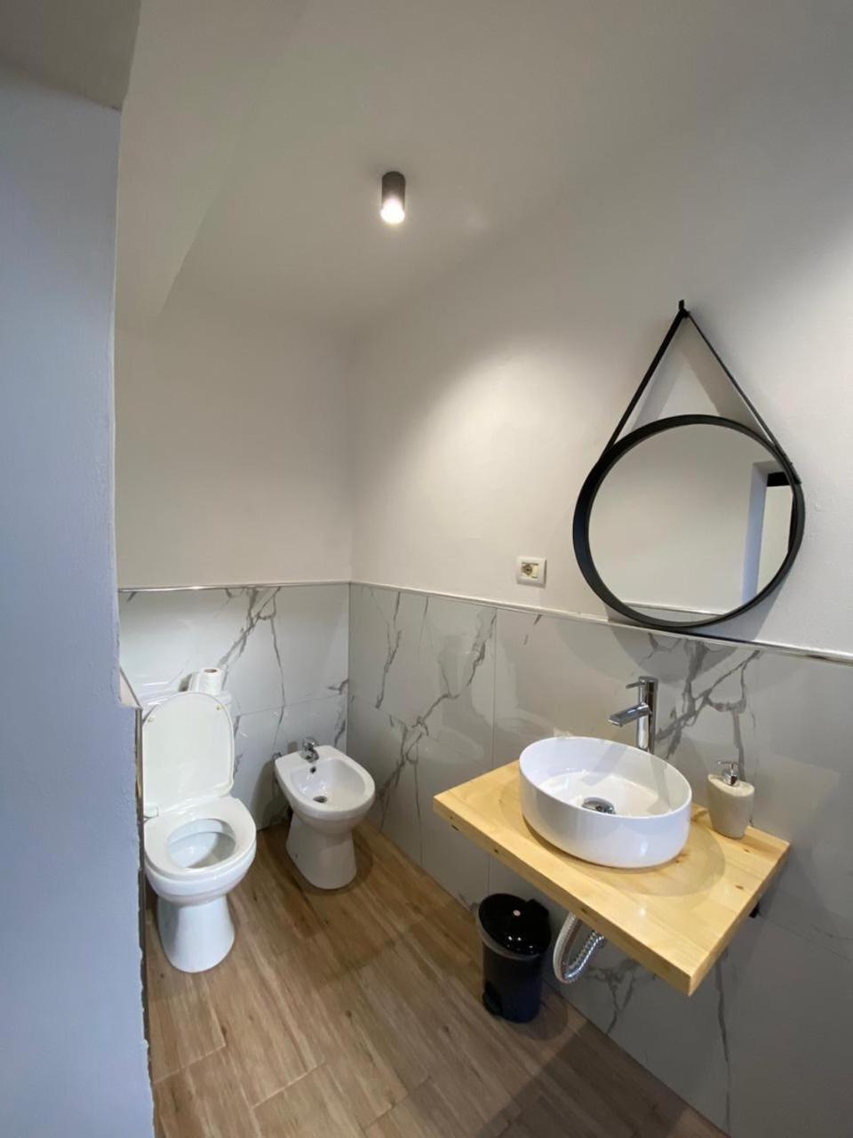 Vavla House Apartment เบราท ภายนอก รูปภาพ